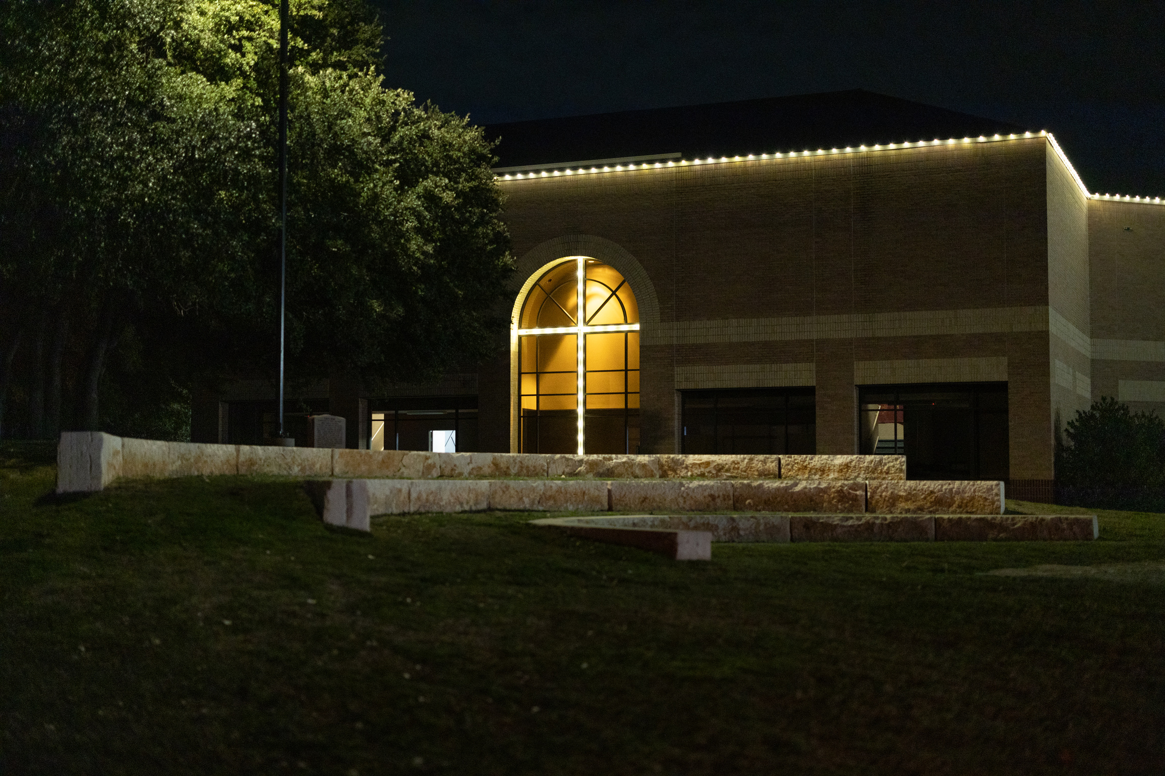 Commercial Christmas Light Installation in Central Texas